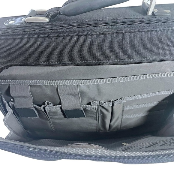 Samsonite Black Kenneth Cole Reaction Portfolio Computer Case - Picture 9 of 15